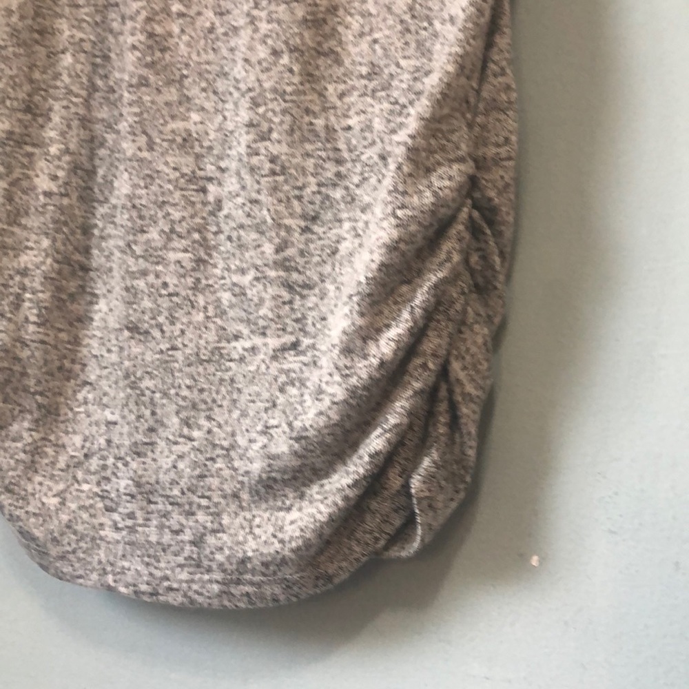 🦄Gray sweater top - Picture 4 of 4